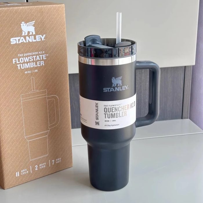 Stanley Quencher H2.0 FlowState™ Tumbler 40 OZ-1200ML Tumbler Apricot Black